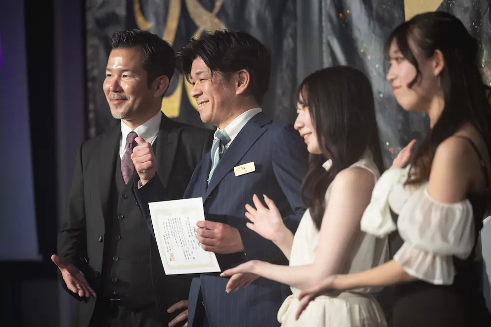 「諦めなくてよかった」バカンス谷九・井上店長が売上成長率3位を受賞1